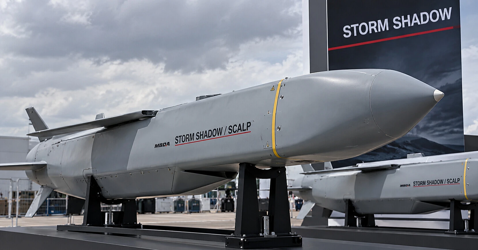 Британія направляє Україні нові ракети Storm Shadow для ударів по Росії