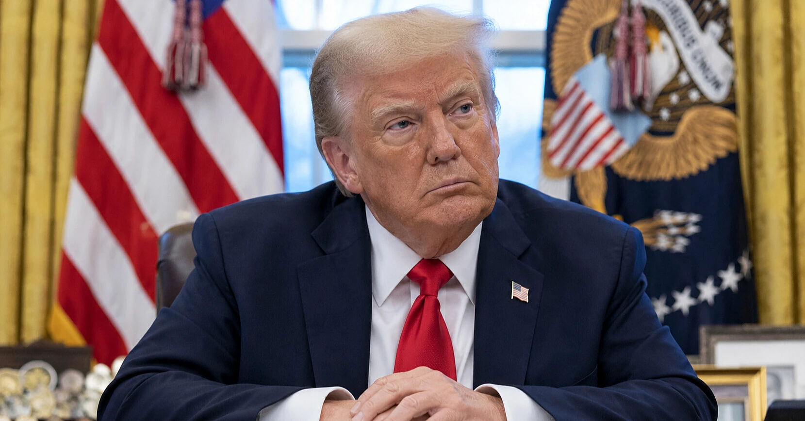 Трамп попередив Україну про тяжкі наслідки відмови від мирної угоди
