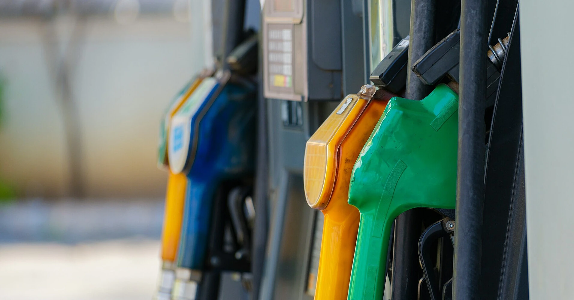 Дорожчає не лише автогаз: ситуація на українських АЗС