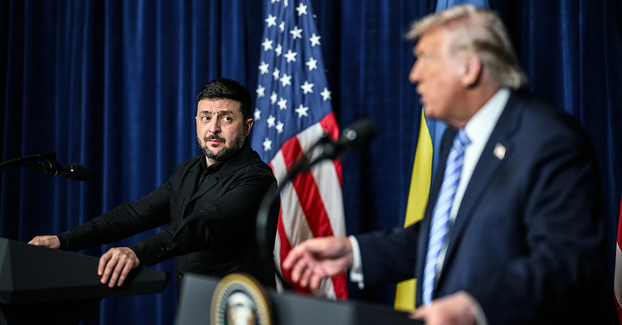 США близько шести разів просили Україну припинити удари по російських НПЗ – WSJ