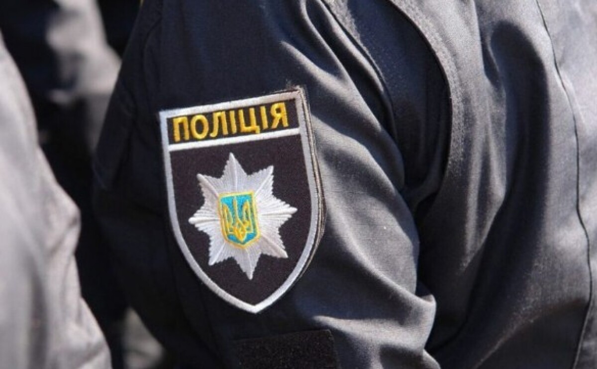 У потрібний час у потрібному місці: у Кривому Розі патрульні допомогли водієві, в якого закінчився бензин