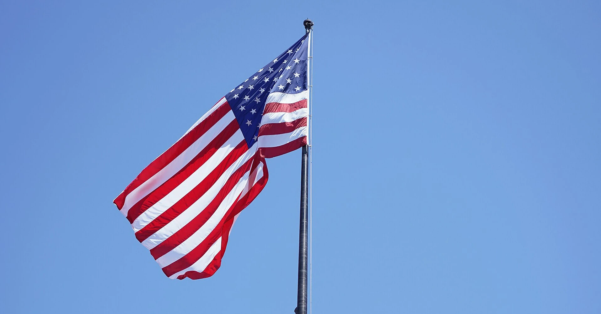 США заблокували Microsoft та Adobe доступ до програми оформлення грін-карт для іноземних працівників