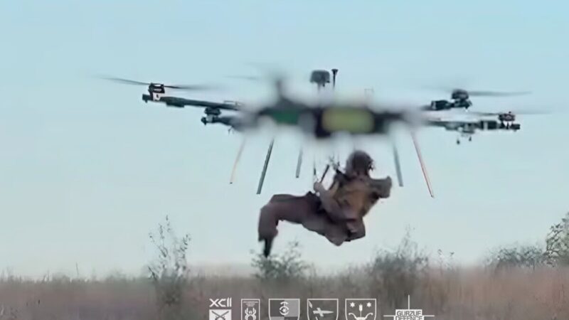 ЗСУ вперше у світі евакуювали пораненого бійця з передової повітряним дроном