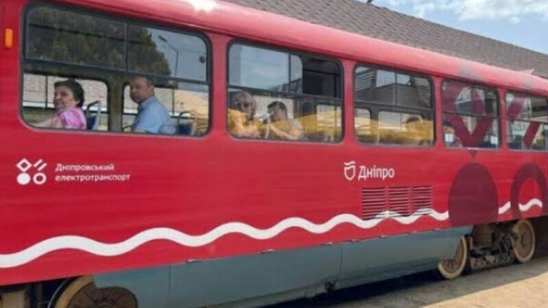 У Дніпрі 28 жовтня змінять маршрути трамваїв №12, №16 і тролейбусів №8 та №9