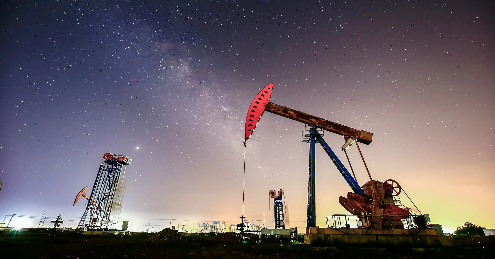 Нафта Brent впала нижче $100 на тлі переговорів Європи про стратегічні запаси